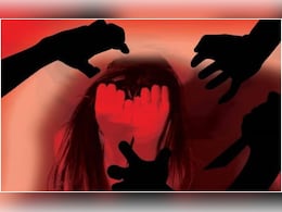 मंगेतर के साथ जा रही युवती से दुराचार, जंगल में मवेशी चराने वालों ने किया गैंगरेप; 3 नाबालिग समेत 4 गिरफ्तार मंगेतर के साथ जा रही युवती से दुराचार, जंगल में मवेशी चराने वालों ने किया गैंगरेप; 3 नाबालिग समेत 4 गिरफ्तार