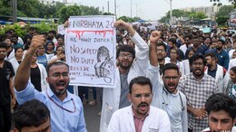 पश्चिम बंगाल मामले में उबल रहा राजस्थान, रेजिडेंट डॉक्टरों की हड़ताल से बिगड़ रही है स्वास्थ्य&nbsp;व्यवस्था