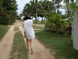 जेनिफर लोपेज से तलाक के 6 दिन बाद ही 16 साल छोटी इस हसीना के साथ स्पॉट हुए बेन एफ्लेक, जानें कौन हैं वो जेनिफर लोपेज से तलाक के 6 दिन बाद ही 16 साल छोटी इस हसीना के साथ स्पॉट हुए बेन एफ्लेक, जानें कौन हैं वो