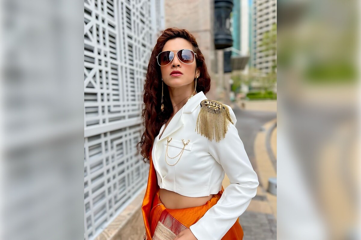 Tame Your Curls: Shilpa Tolani's Monsoon Curly Hair Routine