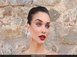 Amy Jackson Channelled "1960s Golden Era" Nude Glam And Berry Lips For Her Wedding Weekend In Italy Amy Jackson Channelled "1960s Golden Era" Nude Glam And Berry Lips For Her Wedding Weekend In Italy