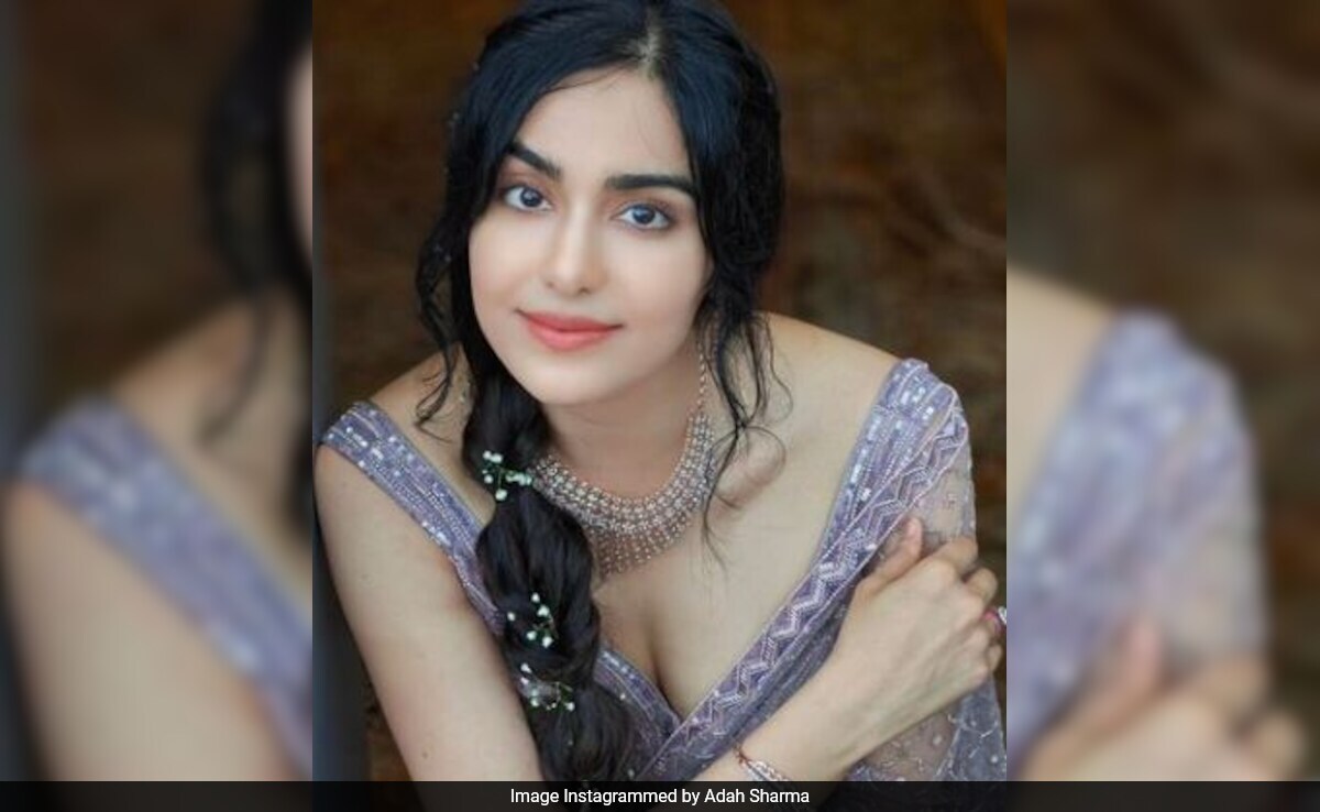Adah Sharma On If She Was Scared While Moving Into Sushant Singh Rajput's Flat: "<i>Kyun Darr Lagna Chahiye</i>?"