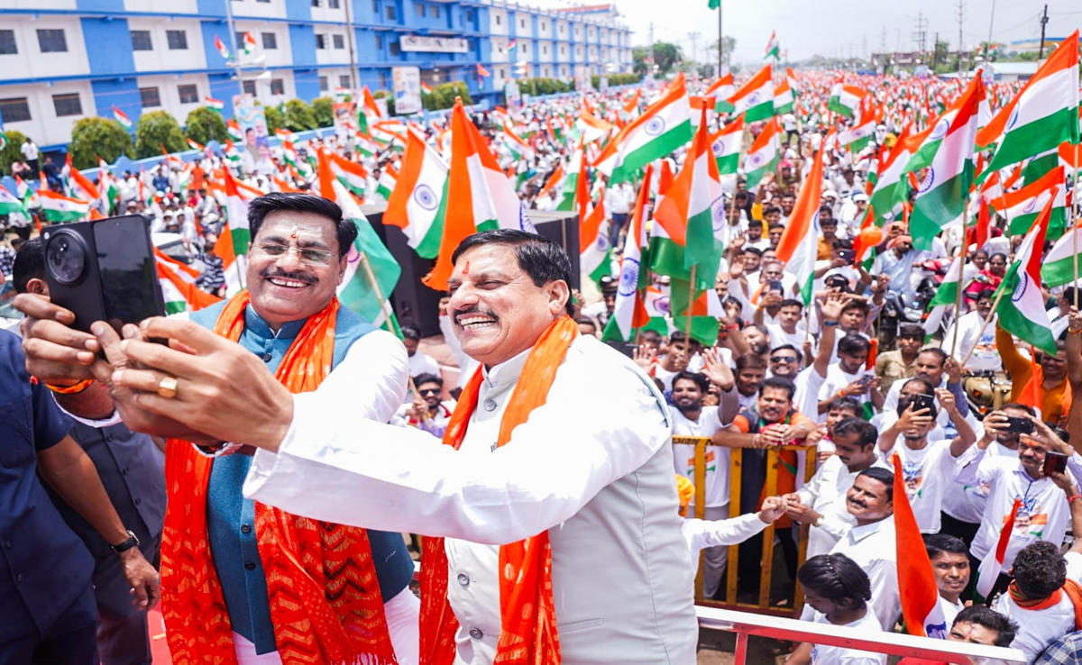 Har Ghar Tiranga: हुजूर की भव्य तिरंगा यात्रा में शामिल हुए CM मोहन यादव, नरेला में ओलंपियन ने लिया हिस्सा
