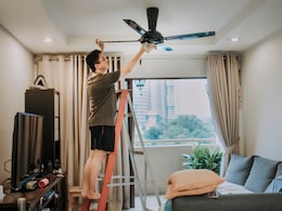 गर्मी में पंखा बहुत स्लो हो गया है तो बस ये ट्रिक बढ़ा देगी स्पीड, फिर मिनटों में सूख जाएगा सारा पसीना गर्मी में पंखा बहुत स्लो हो गया है तो बस ये ट्रिक बढ़ा देगी स्पीड, फिर मिनटों में सूख जाएगा सारा पसीना