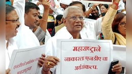 नगरसेवक ते खासदार; एकेकाळी शरद पवारांचे निकटवर्तीय, वसंत चव्हाणांनी कठीण काळात काँग्रेसला जिंकवलं!  &nbsp;
