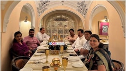 Rajasthan Politics: क्या गुल खिलाएगी निर्दलीय विधायकों की ये डिनर पॉलिटिक्स? उपचुनाव से पहले राजस्थान में बढ़ी सियासी सरगर्मियां