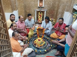 Sawan 2024: राजस्थान के इन जिलों में कल से शुरू हुआ सावन का महीना, जानें इसके पीछे की वजह Sawan 2024: राजस्थान के इन जिलों में कल से शुरू हुआ सावन का महीना, जानें इसके पीछे की वजह