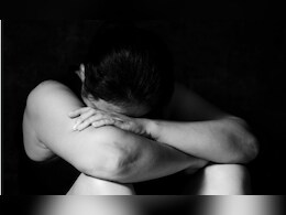 अकोल्यातील ZP शाळेतील आठवीतील विद्यार्थिंनींसोबत संतापजनक कृत्य, शिक्षकाचे सहाजणींना... अकोल्यातील ZP शाळेतील आठवीतील विद्यार्थिंनींसोबत संतापजनक कृत्य, शिक्षकाचे सहाजणींना...