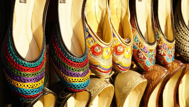  How To Create A Balanced Bridal Trousseau Within Budget