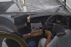 Bengaluru Bus Driver Loses Control, Rams Into Bikes, Cars, 2 Injured Bengaluru Bus Driver Loses Control, Rams Into Bikes, Cars, 2 Injured