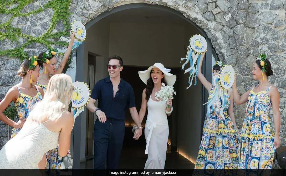 Amy Jackson And Ed Westwick Host Farewell Brunch In Italy For Wedding Guests