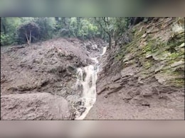 उत्तराखंड के चमोली में बादल फटने से 40 मीटर तक बह गई सड़क, कुलिंग गांव का कटा संपर्क उत्तराखंड के चमोली में बादल फटने से 40 मीटर तक बह गई सड़क, कुलिंग गांव का कटा संपर्क