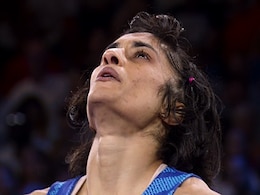 महिला पहलवानों की सुरक्षा वापस ली गई? विनेश फोगाट के आरोप पर दिल्ली पुलिस का जवाब  महिला पहलवानों की सुरक्षा वापस ली गई? विनेश फोगाट के आरोप पर दिल्ली पुलिस का जवाब