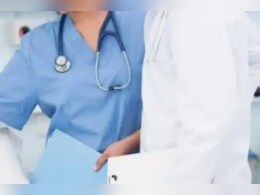 Rajasthan: सरकारी अस्पताल में ट्रेनी सहायक नर्स से छेड़छाड़ करने वाले नर्सिंग अधिकारी पर गिरी गाज, पीड़िता अस्पतल में भर्ती