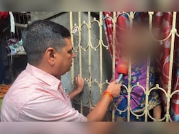 कोलकाता रेप-मर्डर केस के आरोपी के घर पहुंचा NDTV, मां बोली- मेरा बेटा बेकसूर, पड़ोसन ने बताया गंदी नजर वाला कोलकाता रेप-मर्डर केस के आरोपी के घर पहुंचा NDTV, मां बोली- मेरा बेटा बेकसूर, पड़ोसन ने बताया गंदी नजर वाला