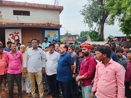 नौ बच्चों की मौत का मामला... प्रशासन आई एक्शन में, जिला CMO और उपयंत्री निलंबित नौ बच्चों की मौत का मामला... प्रशासन आई एक्शन में, जिला CMO और उपयंत्री निलंबित