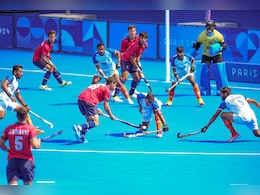 Indian Hockey Team: आखिरी के वो 44 सेकेंड जब बढ़ गईं थी करोंड़ों फैंस के दिलों की धड़कन, कुछ ऐसे टीम इंडिया ने रोमांचक अदांज में जीता ब्रॉन्ज Indian Hockey Team: आखिरी के वो 44 सेकेंड जब बढ़ गईं थी करोंड़ों फैंस के दिलों की धड़कन, कुछ ऐसे टीम इंडिया ने रोमांचक अदांज में जीता ब्रॉन्ज