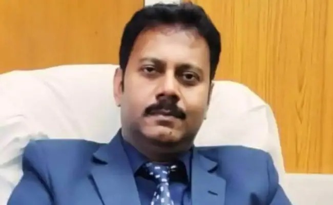 Probe Agency Raids Ex RG Kar Principal's Residence In Corruption Case