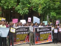 LIVE: CBI Team At Kolkata Hospital For Digital Mapping Of Crime Scene LIVE: CBI Team At Kolkata Hospital For Digital Mapping Of Crime Scene