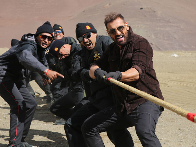 NDTV <i>Jai Jawan</i>: John Abraham Joins Soldiers For Tug Of War Challenge
