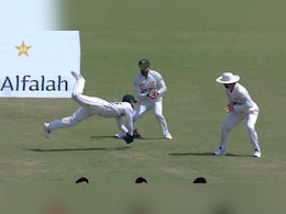 मोहम्मद रिजवान बने 'स्पाइडर मैन', फर्स्ट स्लीप में छलांग लगाते हुए पकड़ा हैरान कर देने वाला कैच, VIDEO