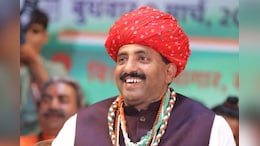 पूर्व विधायक जोगेंद्र सिंह अवाना ने हड़प ली जमीन, पुलिस ने दो लोगों पर दर्ज किया केस