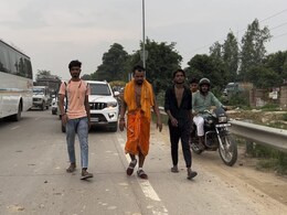 'न्याय मिलेगा या मैं मर जाउंगा' भाई को इंसाफ दिलाने के लिए 800 KM पैदल चलकर दिल्ली आ रहा यह युवक 'न्याय मिलेगा या मैं मर जाउंगा' भाई को इंसाफ दिलाने के लिए 800 KM पैदल चलकर दिल्ली आ रहा यह युवक