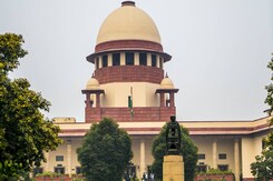 SC on Delhi Coaching Centre Deaths: सुप्रीम कोर्ट ने केंद्र और दिल्ली सरकार से मांगा जवाब SC on Delhi Coaching Centre Deaths: सुप्रीम कोर्ट ने केंद्र और दिल्ली सरकार से मांगा जवाब