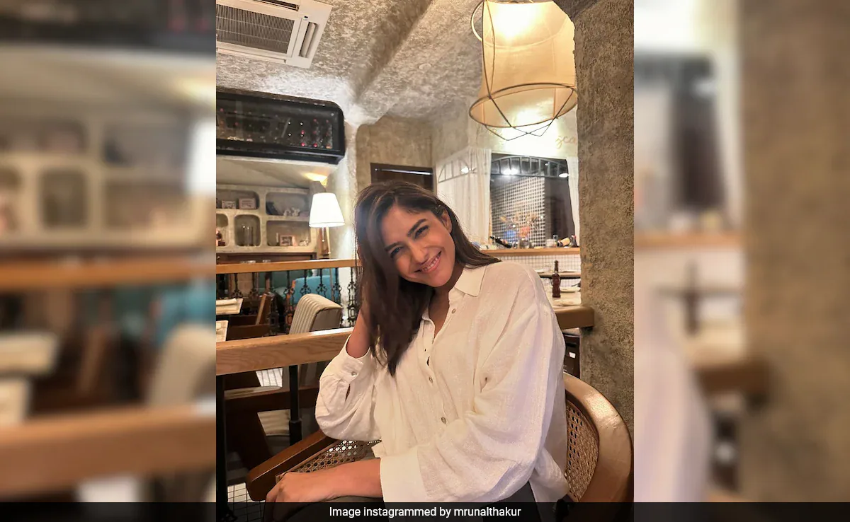 Mrunal Thakur Confirms She Isn't A Part Of <i>Fauji</i>: "Sorry To Be A Vibe Killer But..."