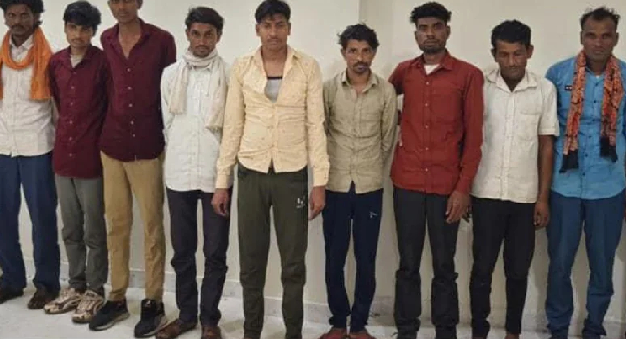 आदिवासी महिला नग्न परेड केस में कोर्ट ने पति समेत 17 को माना दोषी