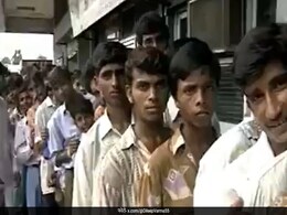 न प्रभास न रजनीकांत जब 28 साल पहले साउथ के इस एक्टर की फिल्म के लिए लगी लंबी लाइन, सिनेमाघरों के बाहर होता था लोगों का मेला न प्रभास न रजनीकांत जब 28 साल पहले साउथ के इस एक्टर की फिल्म के लिए लगी लंबी लाइन, सिनेमाघरों के बाहर होता था लोगों का मेला