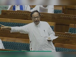 मेरे पिताजी जान बचाकर आए थे... बांग्लादेश पर चुप्पी पर BJP सांसद ने राहुल समेत पूरे विपक्ष को सुना दिया मेरे पिताजी जान बचाकर आए थे... बांग्लादेश पर चुप्पी पर BJP सांसद ने राहुल समेत पूरे विपक्ष को सुना दिया