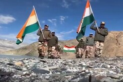 ITBP Soldiers March With Tricolour At 14,000 Feet In Leh, Ladakh ITBP Soldiers March With Tricolour At 14,000 Feet In Leh, Ladakh