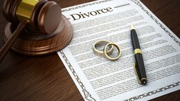 China Man Accused Of Domestic Violence Refuses Divorce, Flees Courtroom With Wife On His Back