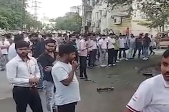 Udaipur Violence | Mob Sets Cars On Fire After 15-Year-Old Stabbed Inside Udaipur School By Student Udaipur Violence | Mob Sets Cars On Fire After 15-Year-Old Stabbed Inside Udaipur School By Student