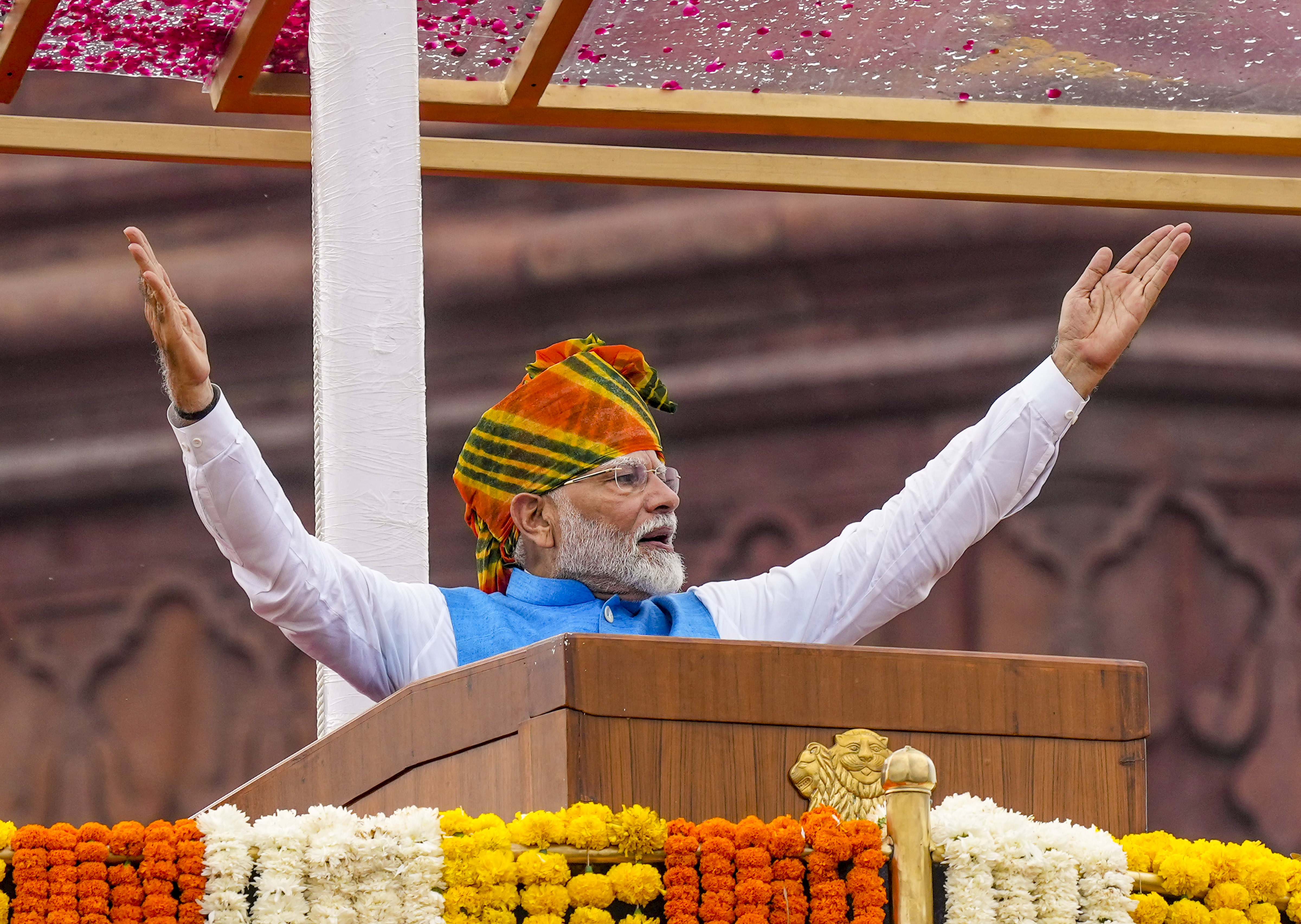 पीएम मोदी के 75वें जन्मदिन के अवसर पर बधाइयों का दौर, जानिए किसने क्‍या कहा