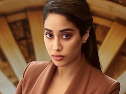 Ulajh Box Office Collection Day 1: आ गया जाह्नवी कपूर की उलझ का 1st डे बॉक्स ऑफिस रिजल्ट, जानें पहले दिन कितने हुई ओपनिंग Ulajh Box Office Collection Day 1: आ गया जाह्नवी कपूर की उलझ का 1st डे बॉक्स ऑफिस रिजल्ट, जानें पहले दिन कितने हुई ओपनिंग