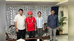 Rajasthan Politics: सांसद के ड्राइवर को मिलेगा MLA का टिकट! मुरारीलाल मीणा की बेटी ने सोशल मीडिया पर किया पोस्ट