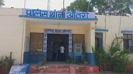 Gwalior में सरकारी प्रतिनिधि की घिनौनी करतूत... रास्ते में रोका छात्राओं को और दिखाई गंदी फिल्म, लिया गया ये एक्शन