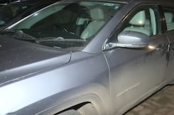 Mumbai Hit And Run Case: Versova Beach पर रिक्शा चालक को SUV ने कुचला, 1 की मौत, आरोपी गिरफ्तार Mumbai Hit And Run Case: Versova Beach पर रिक्शा चालक को SUV ने कुचला, 1 की मौत, आरोपी गिरफ्तार