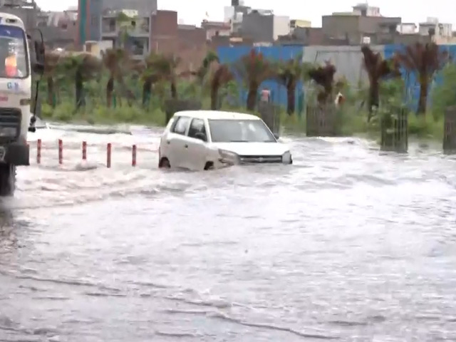 Heavy Rain In Gurugram Leads To Waterlogging, Traffic Disruptions