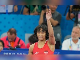 Vinesh Phogat ला मिळणार रौप्य पदक?  प्रकरणाची सुनावणी पूर्ण, लवकरच निकाल लागणार Vinesh Phogat ला मिळणार रौप्य पदक?  प्रकरणाची सुनावणी पूर्ण, लवकरच निकाल लागणार