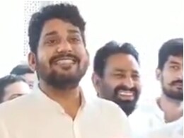 Rajasthan Politics: कांग्रेस विधायक ने 2 मार्शल को काटा? मुकेश भाकर बोले- 'मेरे दांत देखो, क्या काटने वाले लग रहे हैं' Rajasthan Politics: कांग्रेस विधायक ने 2 मार्शल को काटा? मुकेश भाकर बोले- 'मेरे दांत देखो, क्या काटने वाले लग रहे हैं'
