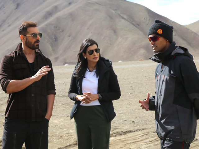 NDTV <i>Jai Jawan</i>: DND, John Abraham Is Busy Watching Soldiers' Fitness Routine