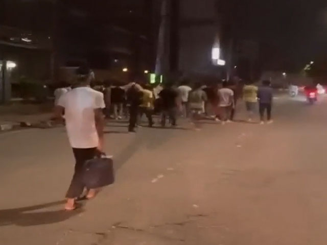 NDTV Ground Report: Sheikh Hasina's Sarees, Plants At Palace Stolen By Mob After She Flees