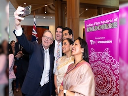 Indian Film Festival Of Melbourne 2024: Rani Mukerji Launches Stamp In Honour Of Yash Chopra At Australian Parliament House Indian Film Festival Of Melbourne 2024: Rani Mukerji Launches Stamp In Honour Of Yash Chopra At Australian Parliament House