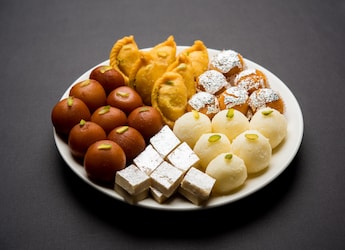 Sugar-Free Mithai: Is It Really A Healthier Choice? Expert Spills The Truth! Sugar-Free Mithai: Is It Really A Healthier Choice? Expert Spills The Truth!