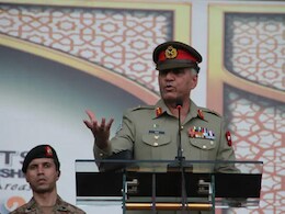 पाकिस्तानच्या इतिहासातील लाजीरवाणी घटना, माजी ISI प्रमुखांचं होणार कोर्ट मार्शल पाकिस्तानच्या इतिहासातील लाजीरवाणी घटना, माजी ISI प्रमुखांचं होणार कोर्ट मार्शल