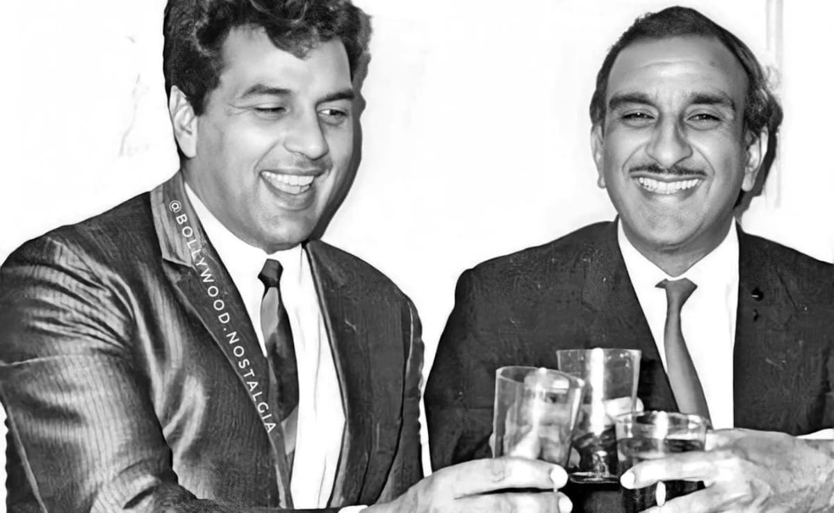 जब धर्मेंद्र ने खुद को बताया था बॉलीवुड का सबसे बड़ा ड्रिंकर, शोले के सेट  पर कैमरामैन से बीयर चुराने का सुनाया था किस्सा | When Dharmendra calls  himself ...