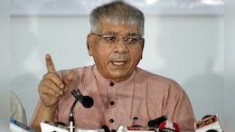 Prakash Ambedkar Hospitalized : प्रकाश आंबेडकरांना हृदयविकाराचा झटका, आजच अँजिओग्राफी होणार